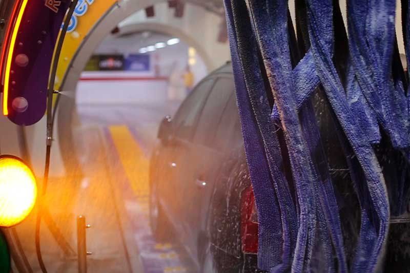 Abono de 10 lavados normales y limpieza de llantas