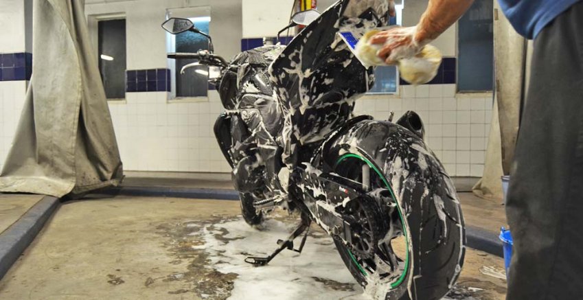 Empresa de lavado de coches y motos en Barcelona